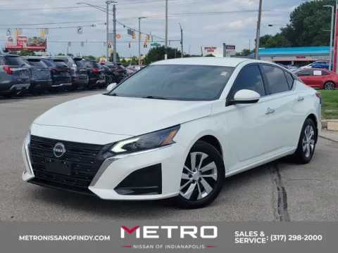 White 2023 Nissan Altima 2.5 S for sale in Indianapolis, IN