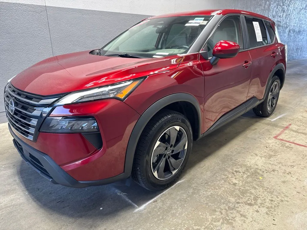 2025 Nissan Rogue SV - Photo 6