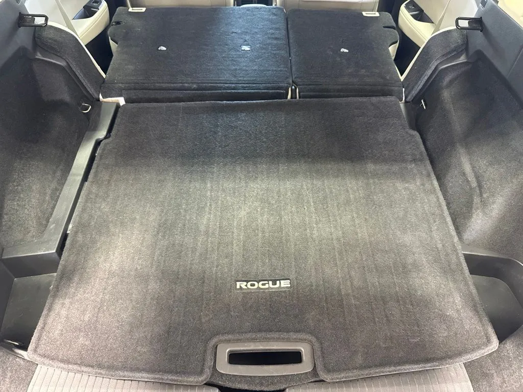 2025 Nissan Rogue SV - Photo 25