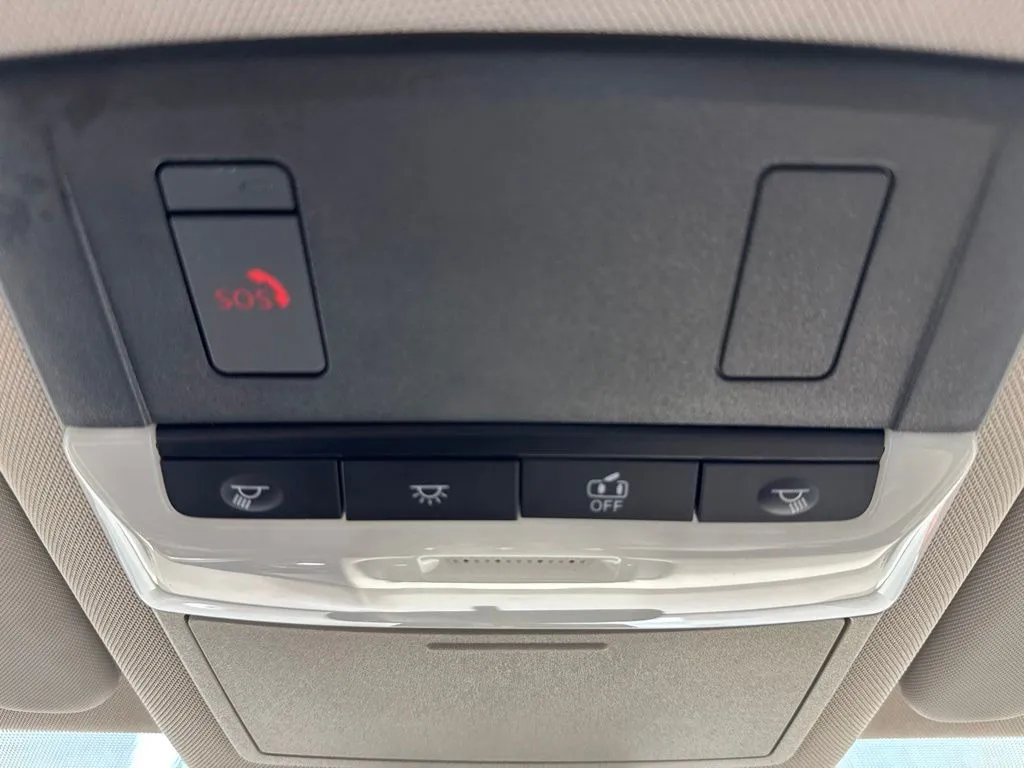 2025 Nissan Rogue SV - Photo 17