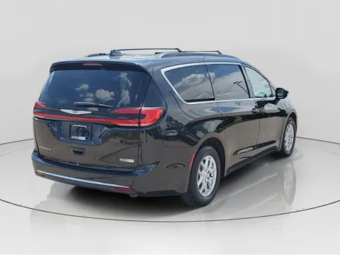 More photos of 2022 Chrysler Pacifica Touring L at Metro Nissan of Indianapolis, IN