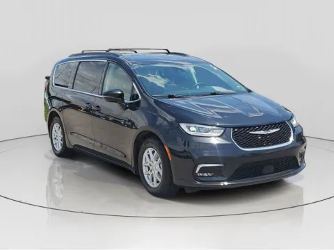 Photos of 2022 Chrysler Pacifica Touring L for sale in Indianapolis, IN at Metro Nissan of Indianapolis