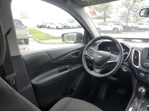More photos of 2021 Chevrolet Equinox LT at Metro Nissan of Indianapolis, IN
