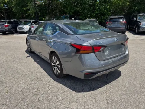 Another view of 2022 Nissan Altima 2.5 SV for sale in Indianapolis, IN at Metro Nissan of Indianapolis