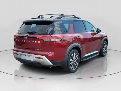 More photos of 2022 Nissan Pathfinder Platinum at Metro Nissan of Indianapolis, IN