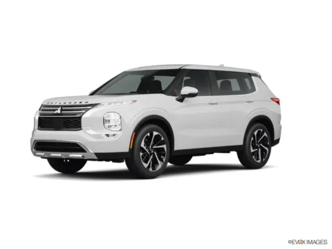 White 2024 Mitsubishi Outlander SE for sale in Indianapolis, IN