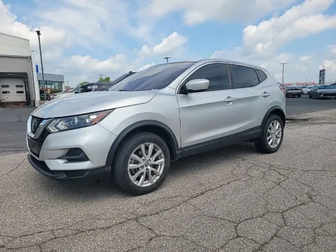 Silver 2022 Nissan Rogue Sport S for sale in Indianapolis, IN