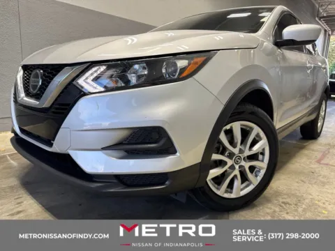 Silver 2022 Nissan Rogue Sport S for sale in Indianapolis, IN