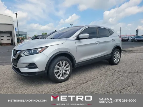 Silver 2022 Nissan Rogue Sport S for sale in Indianapolis, IN