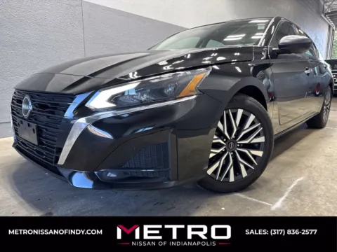 Black 2024 Nissan Altima 2.5 SV for sale in Indianapolis, IN