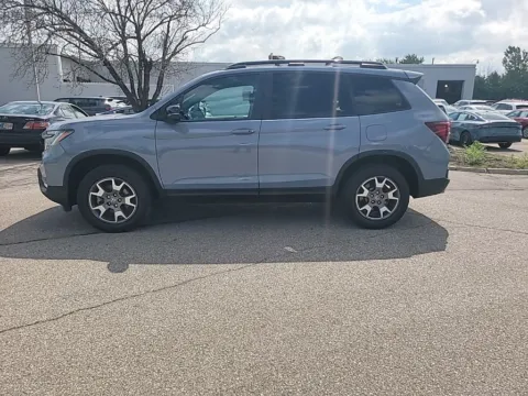 More photos of 2023 Honda Passport TrailSport at Metro Nissan of Indianapolis, IN
