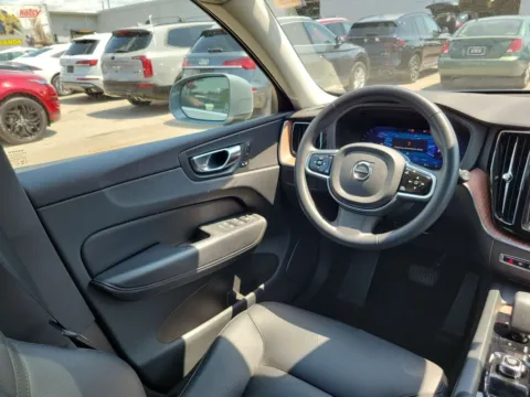 More photos of 2023 Volvo XC60 B5 Plus Bright Theme at Metro Nissan of Indianapolis, IN
