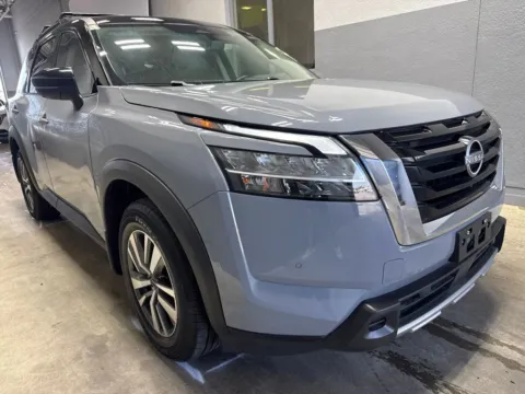 More photos of 2023 Nissan Pathfinder SL at Metro Nissan of Indianapolis, IN