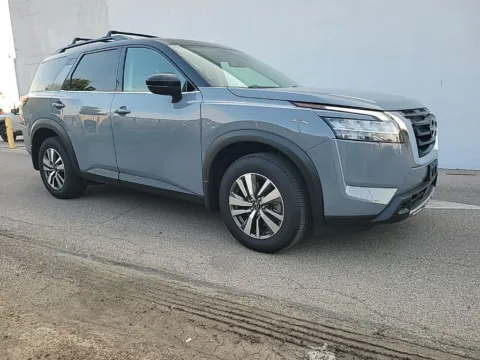 Photos of 2023 Nissan Pathfinder SL for sale in Indianapolis, IN at Metro Nissan of Indianapolis