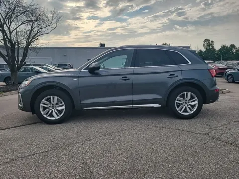 More photos of 2022 Audi Q5 45 S line Premium at Metro Nissan of Indianapolis, IN