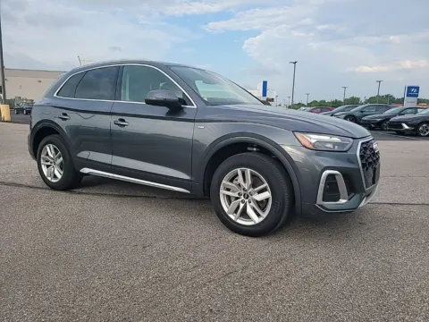 Photos of 2022 Audi Q5 45 S line Premium for sale in Indianapolis, IN at Metro Nissan of Indianapolis
