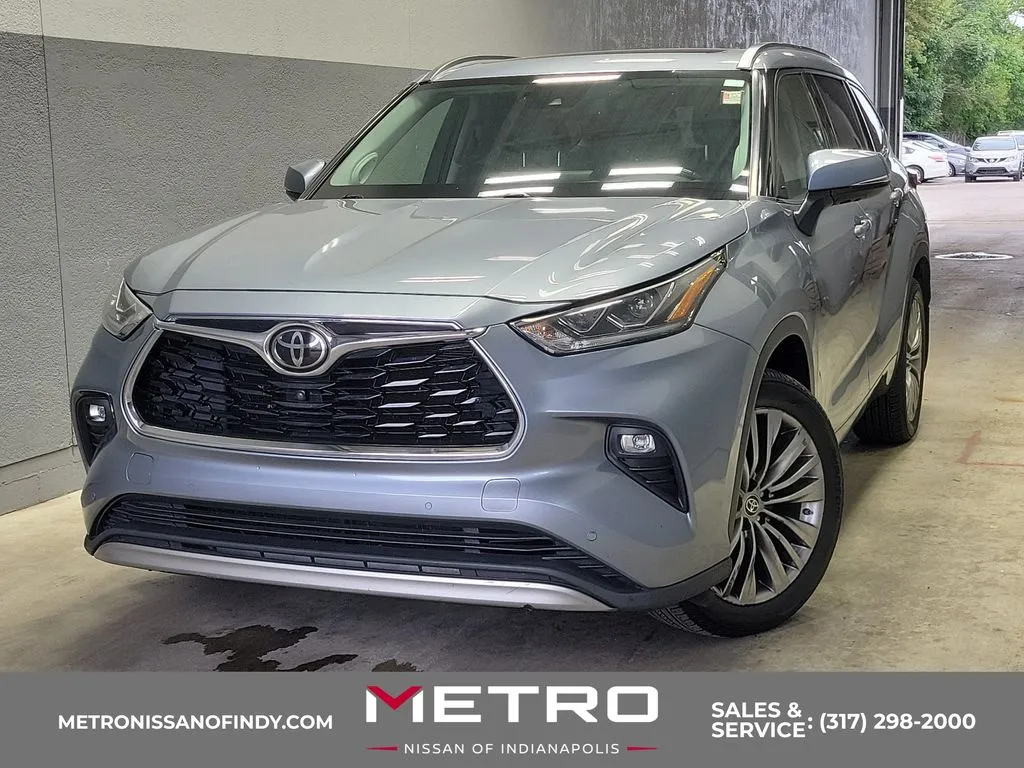 Unknown 2021 Toyota Highlander Platinum for sale in Indianapolis, IN