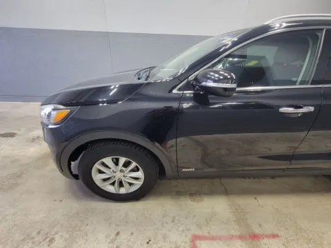 Photos of 2017 Kia Sorento LX for sale in Indianapolis, IN at Metro Nissan of Indianapolis