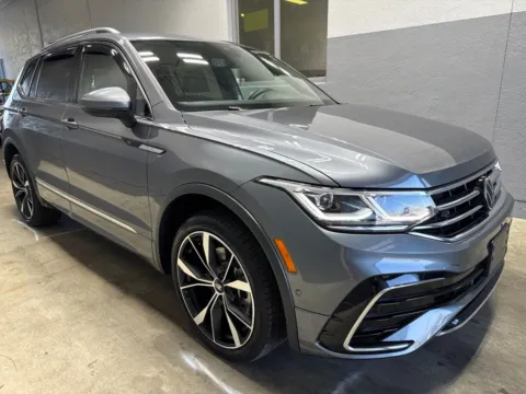 More photos of 2022 Volkswagen Tiguan 2.0T SEL R-Line at Metro Nissan of Indianapolis, IN