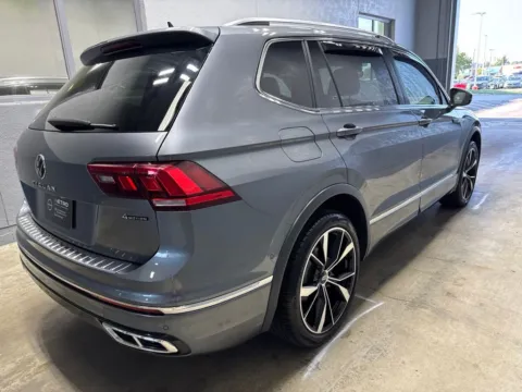 More photos of 2022 Volkswagen Tiguan 2.0T SEL R-Line at Metro Nissan of Indianapolis, IN