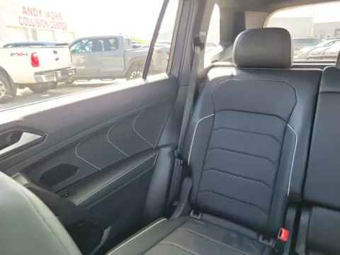 More photos of 2022 Volkswagen Tiguan 2.0T SEL R-Line at Metro Nissan of Indianapolis, IN