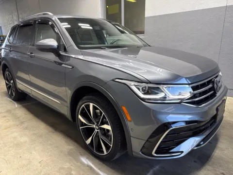 More photos of 2022 Volkswagen Tiguan 2.0T SEL R-Line at Metro Nissan of Indianapolis, IN