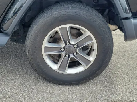 More photos of 2020 Jeep Wrangler Unlimited Sahara at Metro Nissan of Indianapolis, IN