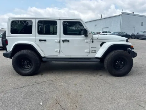 More photos of 2022 Jeep Wrangler Unlimited Sahara at Metro Nissan of Indianapolis, IN