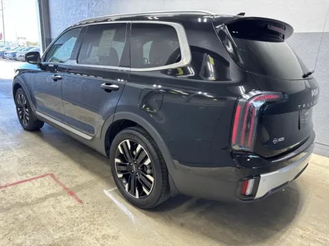 Another view of 2023 Kia Telluride SX-Prestige for sale in Indianapolis, IN at Metro Nissan of Indianapolis