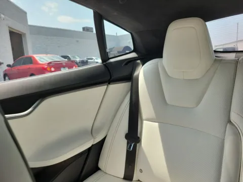 More photos of 2018 Tesla Model S P100D at Metro Nissan of Indianapolis, IN