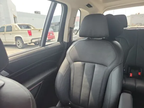More photos of 2020 BMW X7 xDrive40i at Metro Nissan of Indianapolis, IN