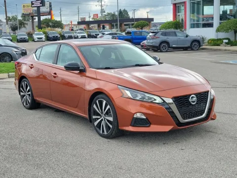More photos of 2021 Nissan Altima 2.0 SR at Metro Nissan of Indianapolis, IN