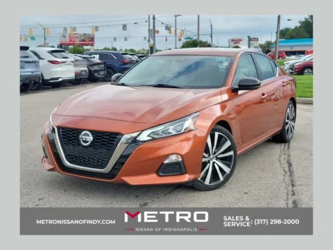 Orange 2021 Nissan Altima 2.0 SR for sale in Indianapolis, IN