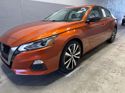 More photos of 2021 Nissan Altima 2.0 SR at Metro Nissan of Indianapolis, IN