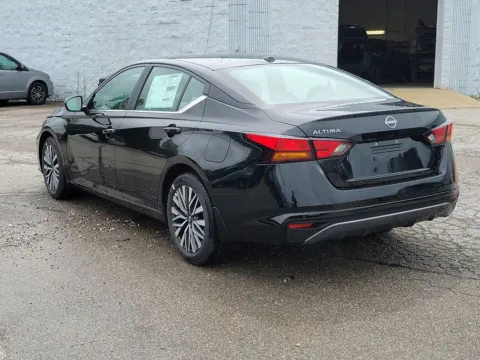 Photos of 2026 Nissan Altima 2.5 SV for sale in Indianapolis, IN at Metro Nissan of Indianapolis
