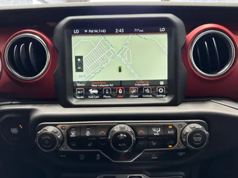 More photos of 2022 Jeep Wrangler Unlimited Rubicon at Metro Nissan of Indianapolis, IN