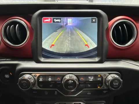 More photos of 2022 Jeep Wrangler Unlimited Rubicon at Metro Nissan of Indianapolis, IN