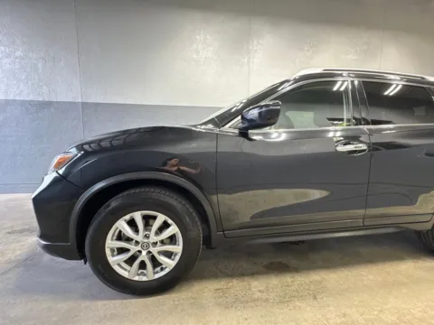 More photos of 2018 Nissan Rogue SV at Metro Nissan of Indianapolis, IN