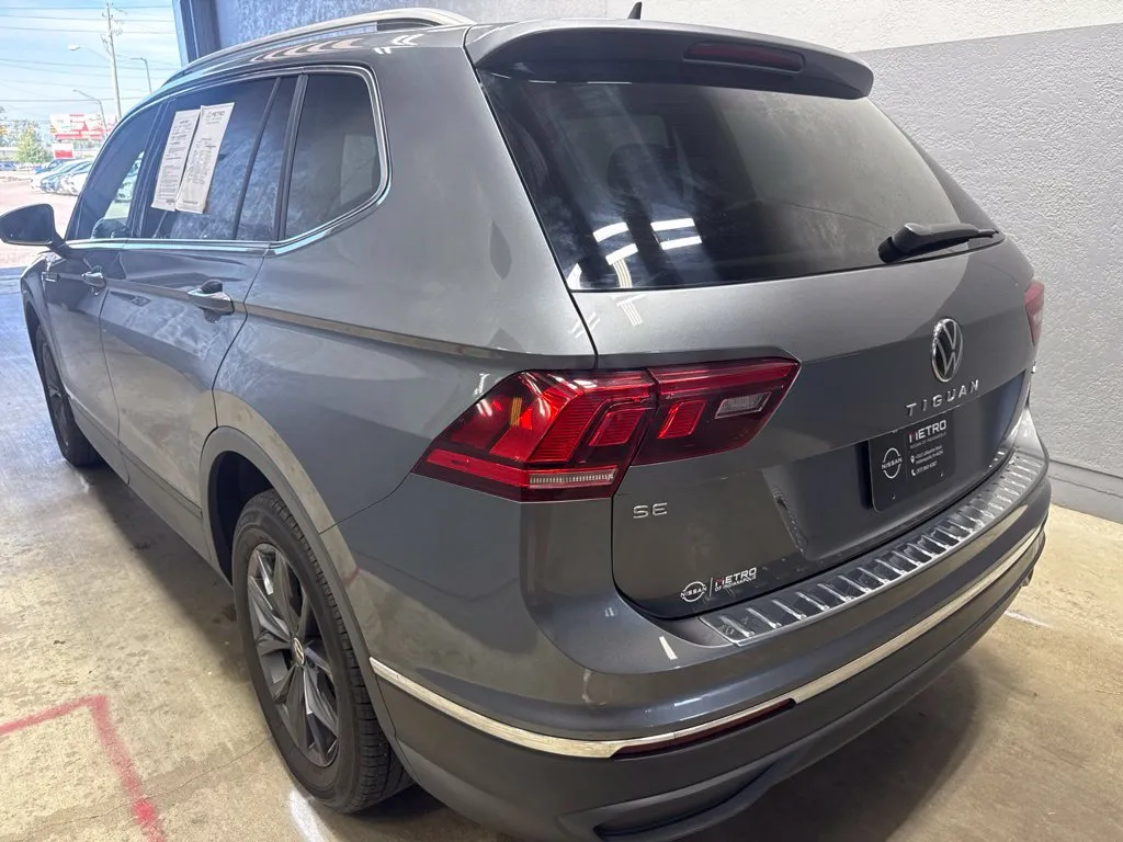 2022 Volkswagen Tiguan SE - Photo 8