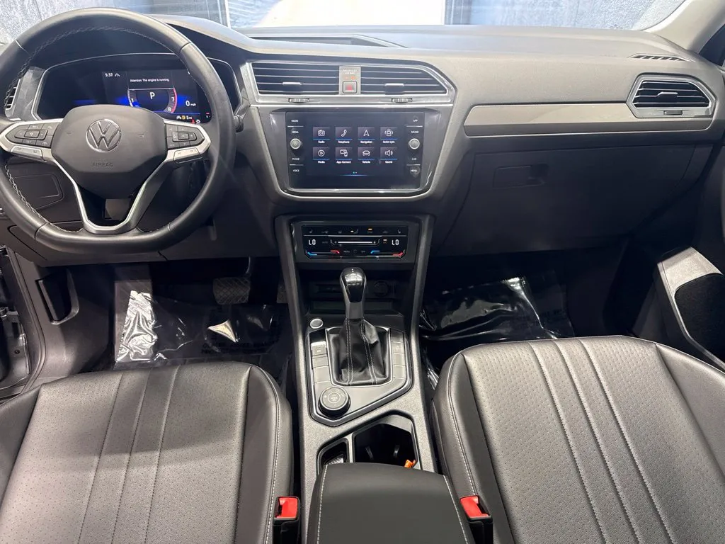 2022 Volkswagen Tiguan SE - Photo 23