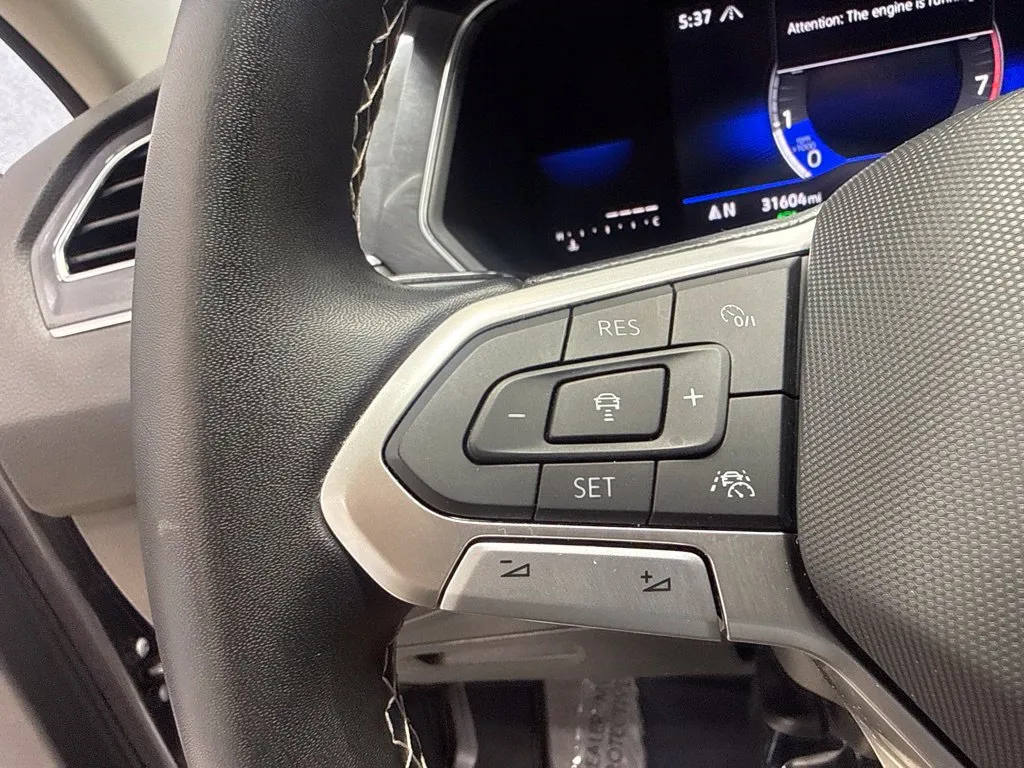 2022 Volkswagen Tiguan SE - Photo 36