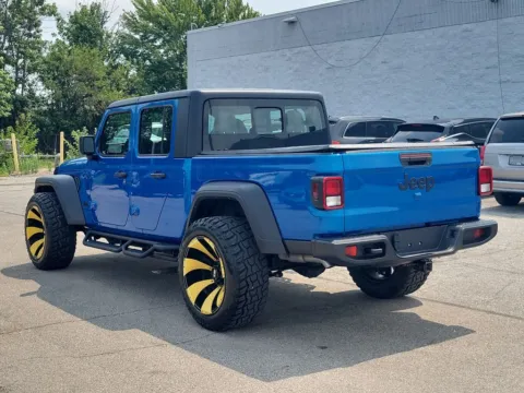 Photos of 2024 Jeep Gladiator Sport for sale in Indianapolis, IN at Metro Nissan of Indianapolis