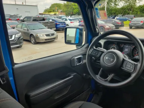 More photos of 2024 Jeep Gladiator Sport at Metro Nissan of Indianapolis, IN