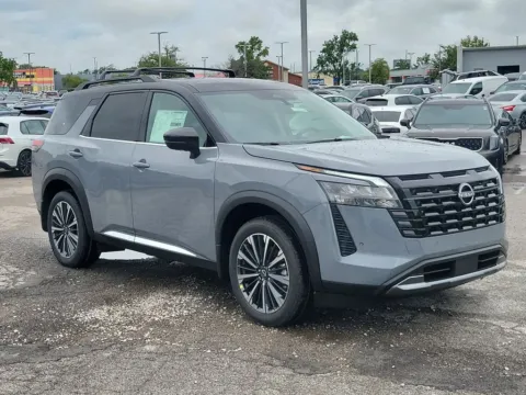 More photos of 2026 Nissan Pathfinder Platinum at Metro Nissan of Indianapolis, IN