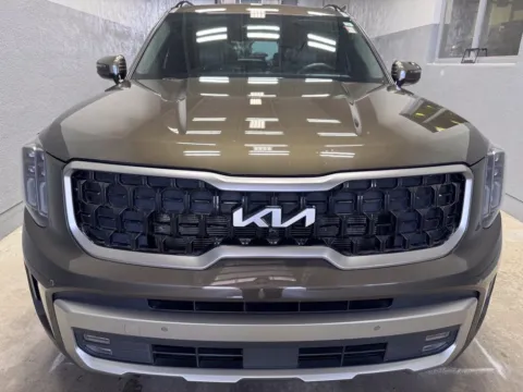 More photos of 2023 Kia Telluride SX-Prestige X-Pro at Metro Nissan of Indianapolis, IN