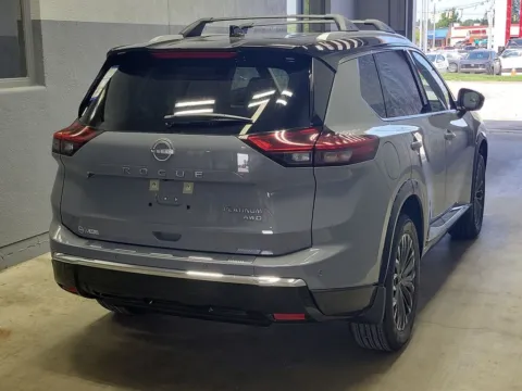 More photos of 2026 Nissan Rogue Platinum at Metro Nissan of Indianapolis, IN