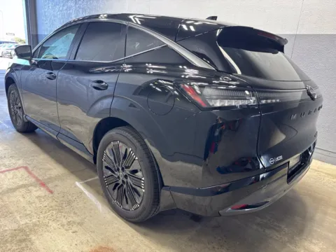 Another view of 2027 Nissan Murano Platinum for sale in Indianapolis, IN at Metro Nissan of Indianapolis