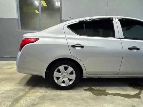 More photos of 2015 Nissan Versa 1.6 S at Metro Nissan of Indianapolis, IN