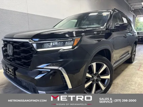 Black 2024 Honda Pilot Touring for sale in Indianapolis, IN