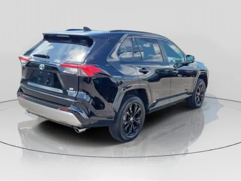 More photos of 2024 Toyota RAV4 Hybrid SE at Metro Nissan of Indianapolis, IN
